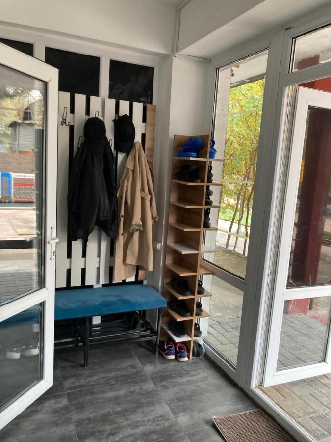 Hostel Del Luna Αλμάτι Εξωτερικό φωτογραφία